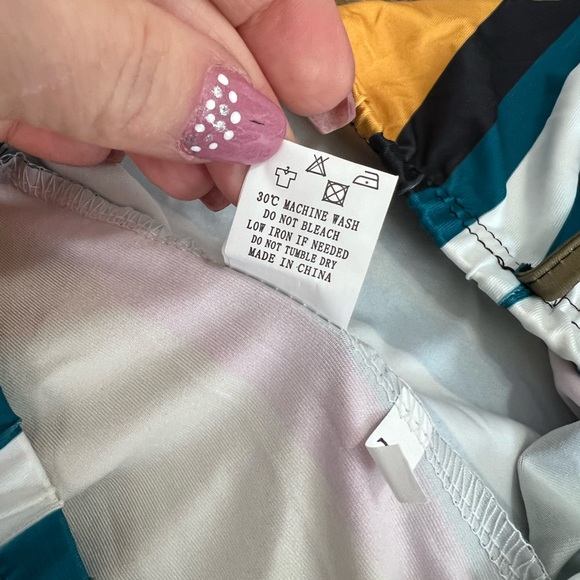 *Wide Leg Striped Pants|Size XL - Picture 3 of 6